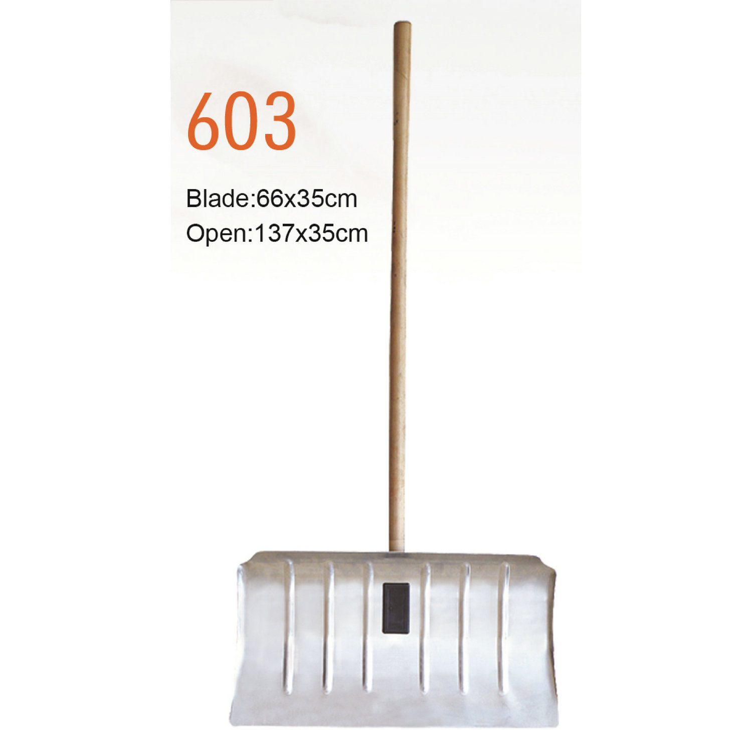 Snow shovel 603